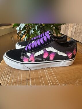 Vans Old Skool *RARE* CUSTOM “Pink And Purple Butterfly” Pattern Size Women’s 8